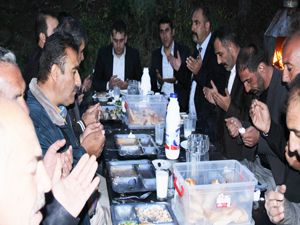 Narman Ülkü Ocakları Başkanlığı'nda iftar programı