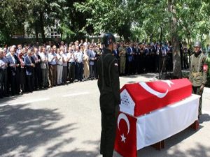 Şehit Uzman Onbaşı Müsellim Ünal'a son görev!