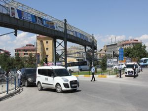 Erzurum'da şüpheli araç paniği