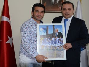 Erzurumlu sanatçıdan BB Erzurumspor marşı