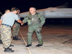 Komutan PKK hedeflerine bomba yağdırdı!