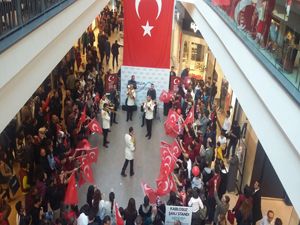 Cumhuriyet'in 92. yıl coşkusu Forum Erzurum'da yaşandı