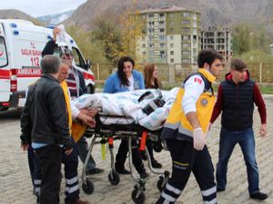 Erzurum'da sağlık teknisyeni şarompole uçtu: 1 ağır yaralı