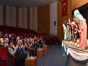 Başkan Sekmen, başarılı öğrencileri ağırladı