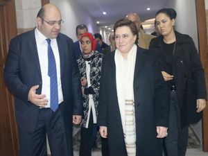 Bakan Sarı, Ilıca Termal Tesisleri'ni gezdi