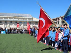 23 Nisan kutlamaları sönük geçti