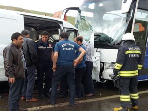 Aşkale'de trafik kazası: 5 yaralı