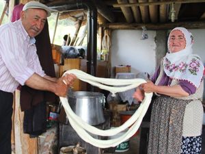 Coreker yaylasında civil peynir yapımı başladı