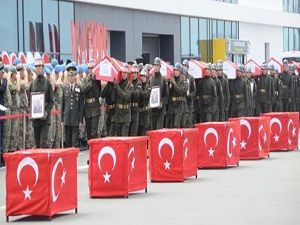 Helikopter kazası şehitleri gözyaşlarıyla uğurlandı