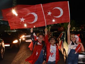 Erzurum'da demokrasi nöbeti devam ediyor