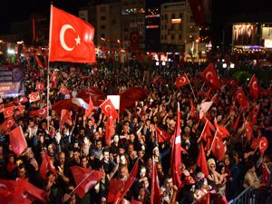 Erzurum'un kalbi Yakutiye Kent Meydanında attı