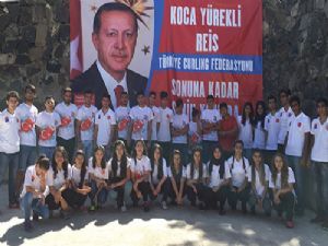 Curling Milli Takımı demokrasi nöbetinde