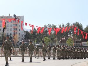  Erzurum'da geniş güvenlik tedbirleri altında 30 Ağustos provası yapıldı