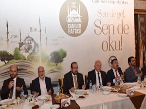 Sekmen: Vahdet olup Kur'an-ı Kerim'e daha çok sarılalım