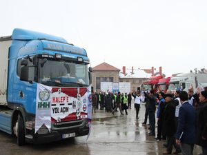 Erzurum'dan Halep'e 16 TIR yardım gönderildi