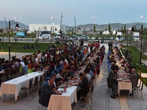 ETÜ Öğrenci Konseyinden öğrencilere iftar yemeği