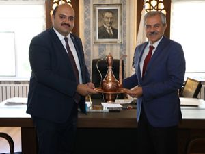 KKTC'den Erzurum çıkarması