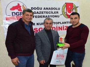 Bölge Gazetecilerinin sorunları Bitlis'te masaya yatırıldı