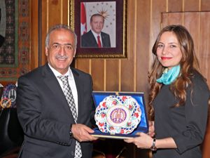 Doç. Dr. Yurtcan, Rektör Çomaklı'yı ziyaret etti