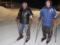 Palandöken'de gece yarısı kayak dersi!..